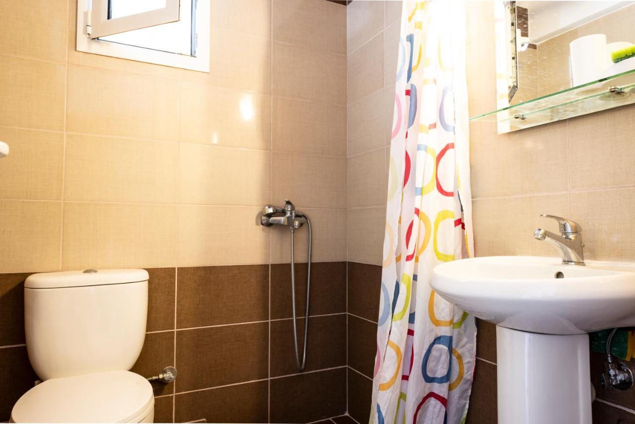 Apartments Aneta'S House Himare Ngoại thất bức ảnh