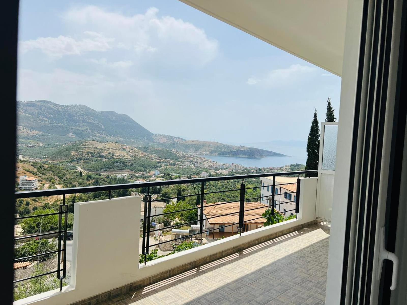 Apartments Aneta'S House Himare Ngoại thất bức ảnh